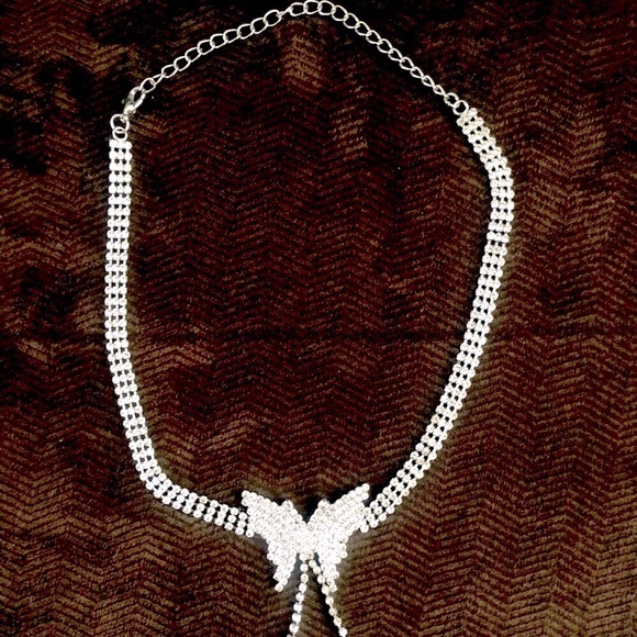 Butterfly Pendant Choker Necklace - Picture 6 of 6